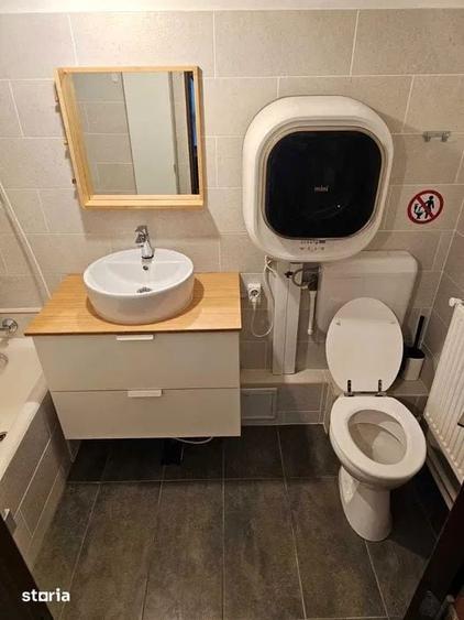 Garsonieră decomandată în Tei