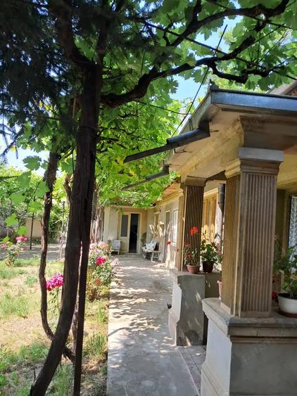 Casă cu 4 camere cu Teren 750 Mp în Chercea