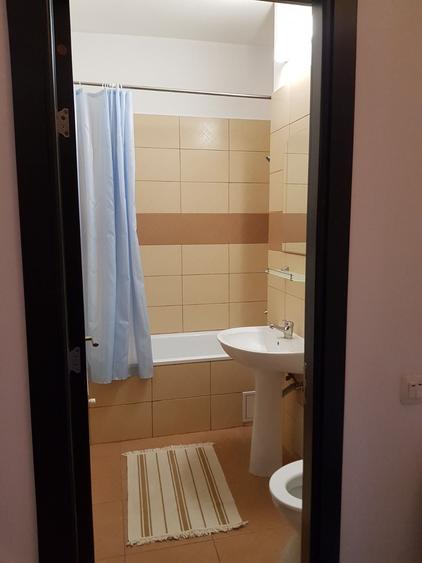 Garsonieră nedecomandată în Apărătorii Patriei