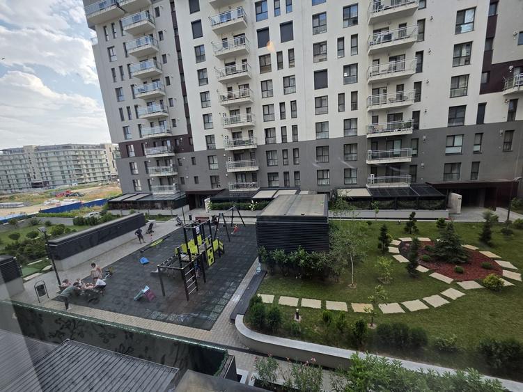 Apartament cu 3 camere decomandat în Pipera