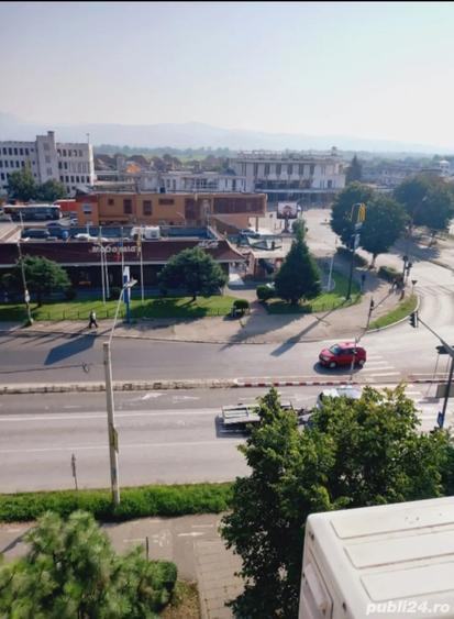 Garsonieră decomandată în Central