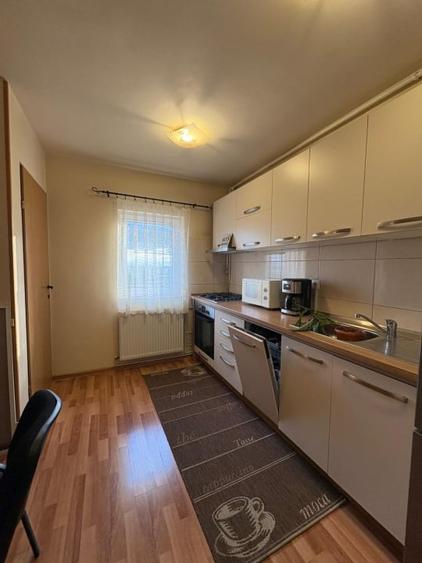Apartament cu 4 camere decomandat, mobilat în Gării