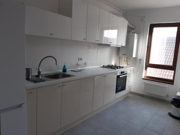 Apartament cu 2 camere decomandat, mobilat în Fundeni