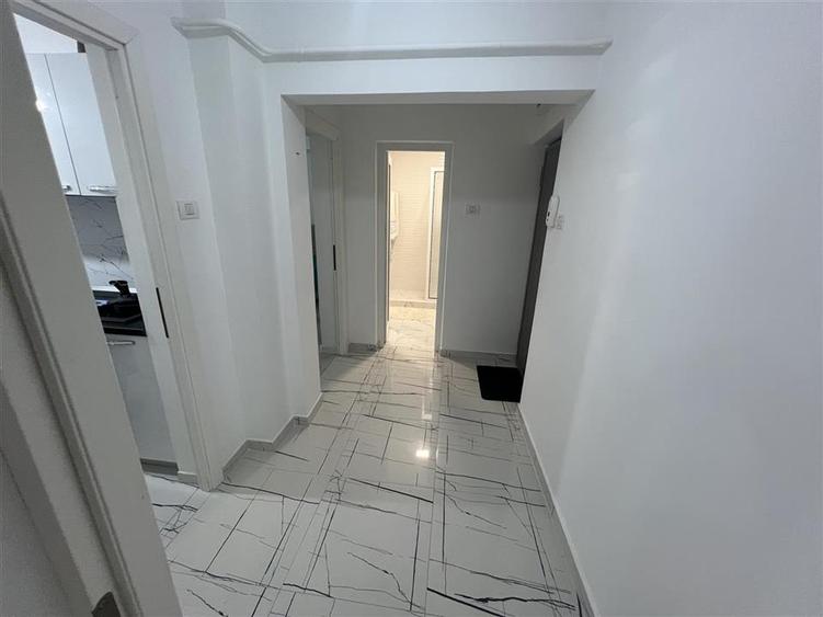 Apartament cu 2 camere decomandat în Sud