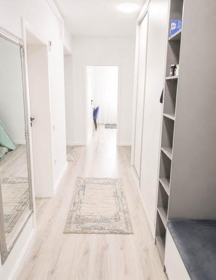 Apartament cu 3 camere decomandat în Exterior Sud