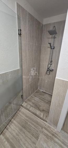 Apartament cu 3 camere decomandat în Tudor