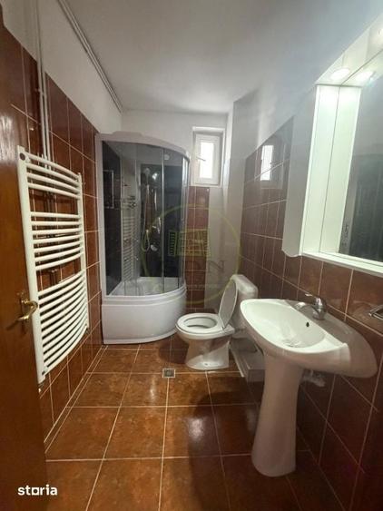 Apartament cu 4 camere în Centrul Istoric