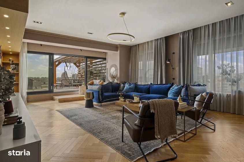 Apartament cu 5 camere în Tei