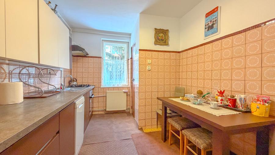 Apartament cu 3 camere decomandat, mobilat în Băile Tușnad