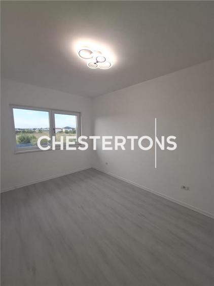 Casă cu 5 camere cu Teren 630 Mp în Corbeanca