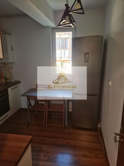 Apartament cu 2 camere decomandat, mobilat în Central — fotografia 1