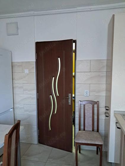 Apartament cu 2 camere semidecomandat în Vitrometan