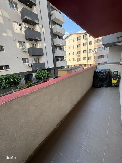 Apartament cu 2 camere în Apărătorii Patriei