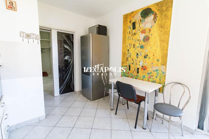 Apartament cu 2 camere decomandat în Sânpetru