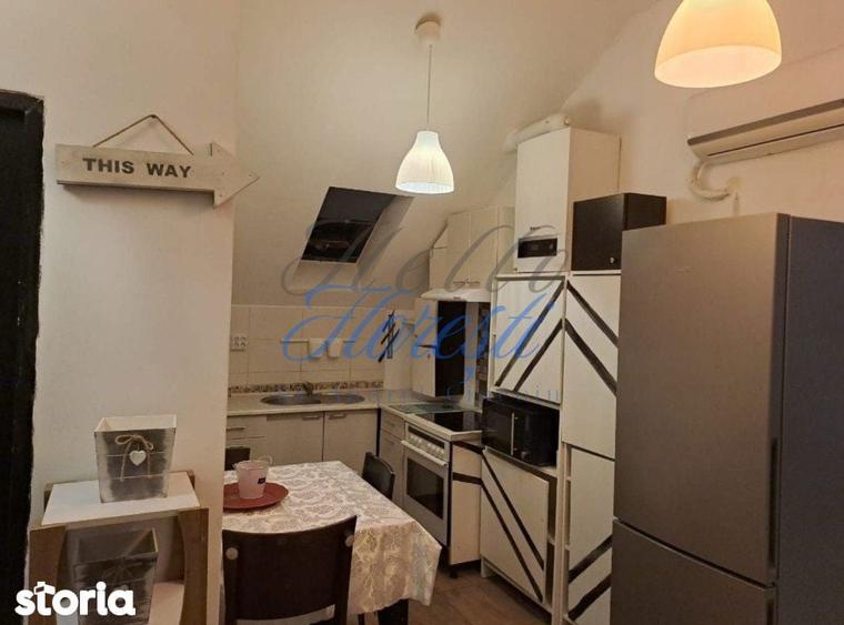 Apartament cu 4 camere în Florești