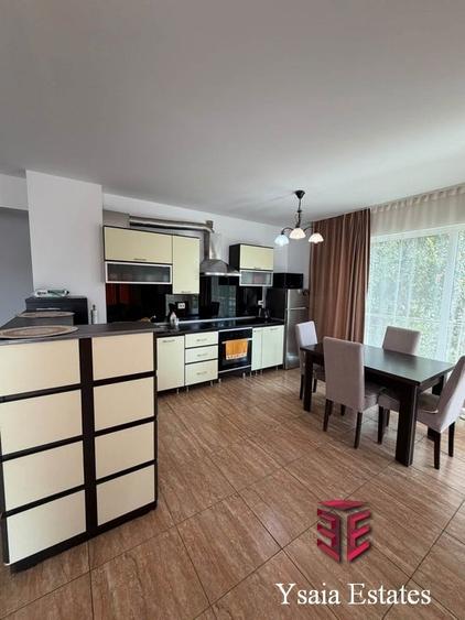 Apartament cu 3 camere decomandat în Universitate