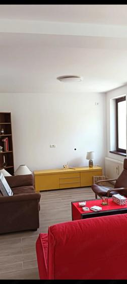 Casă cu Teren 500 Mp în Central