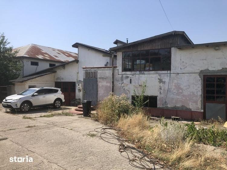 Teren de 5100 mp, în Central