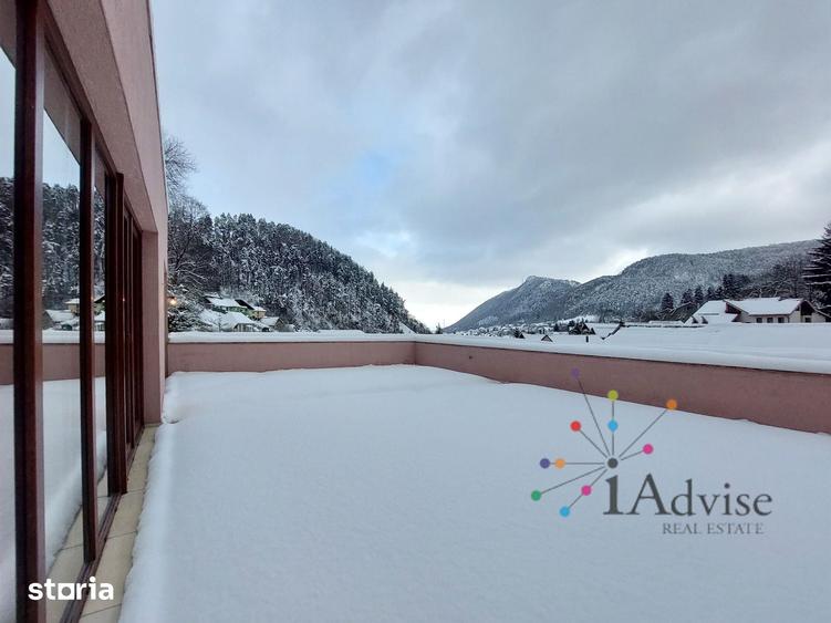 Apartament cu 4 camere în Schei