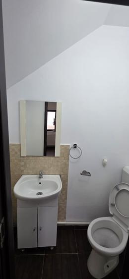Casă cu 3 camere cu Teren 40 Mp în Exterior Vest
