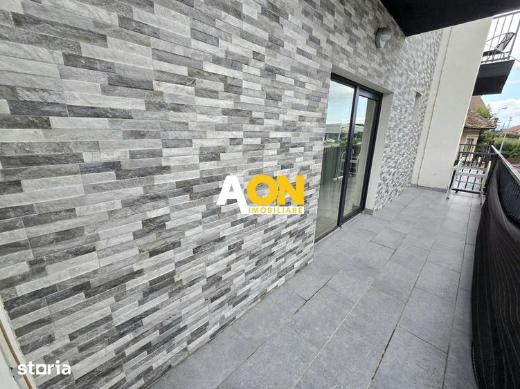 Apartament cu 3 camere în Cetate