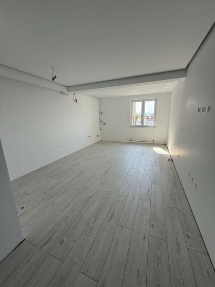 Apartament cu 3 camere în Ultracentral