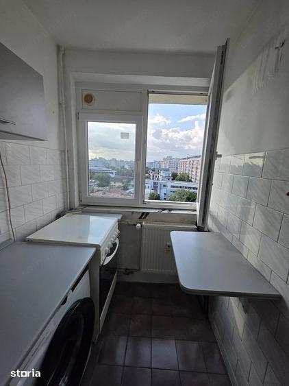 Garsonieră decomandată în Moșilor