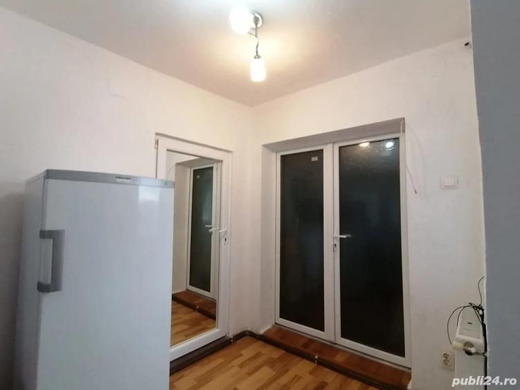 Casă cu 3 camere în Central