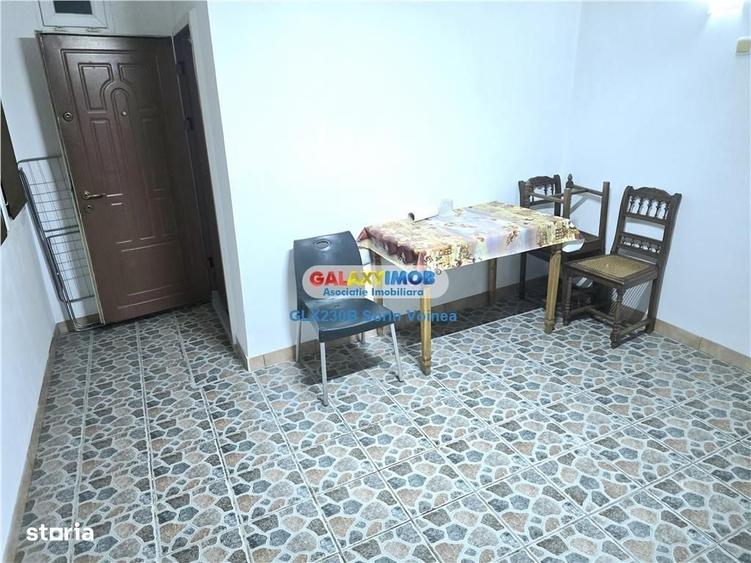 Apartament cu 4 camere în Drumul Taberei