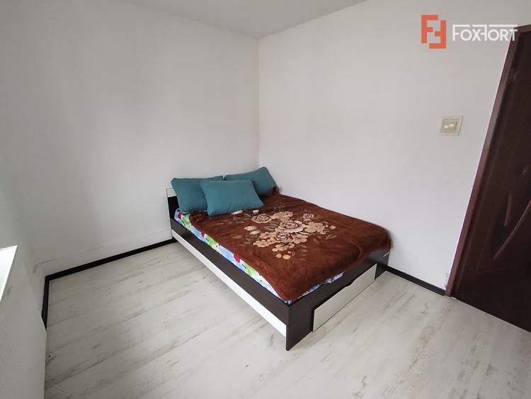 Apartament cu 2 camere semidecomandat, mobilat în Dâmbovița