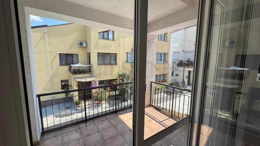 Casă individuală cu 6 camere cu Garaj în Floreasca