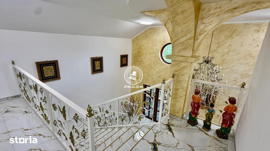 Casă cu 5 camere cu Teren 350 Mp în Bârnova