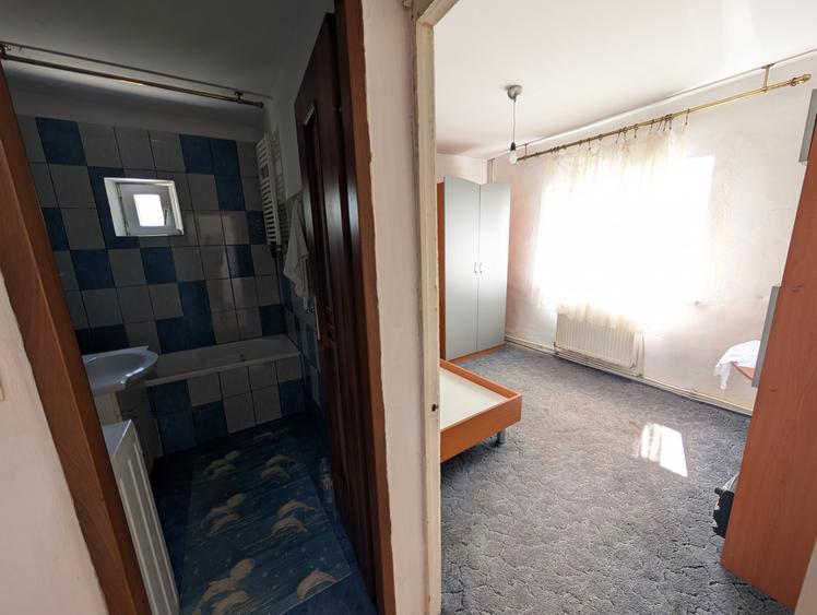 Apartament cu 3 camere decomandat în Ultracentral