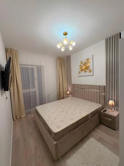 Apartament cu 2 camere semidecomandat în Baza 3