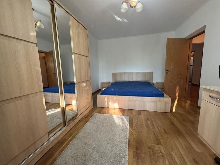 Apartament cu 3 camere în Brâncoveanu
