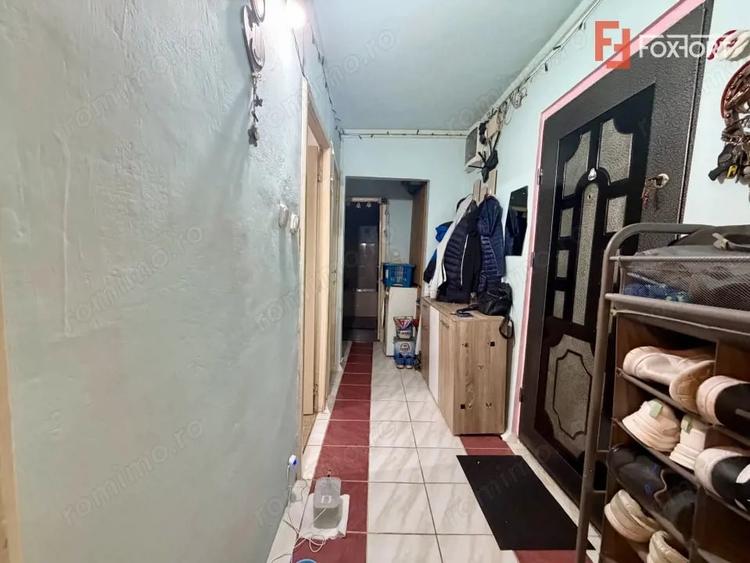 Apartament cu 2 camere decomandat în Lipovei