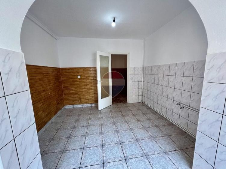 Apartament decomandat 3 camere spațios si luminos I Vasile Aron - 15
