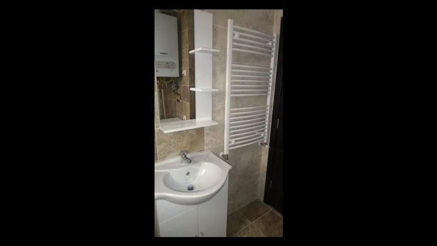 Apartament cu 2 camere decomandat în Moșilor
