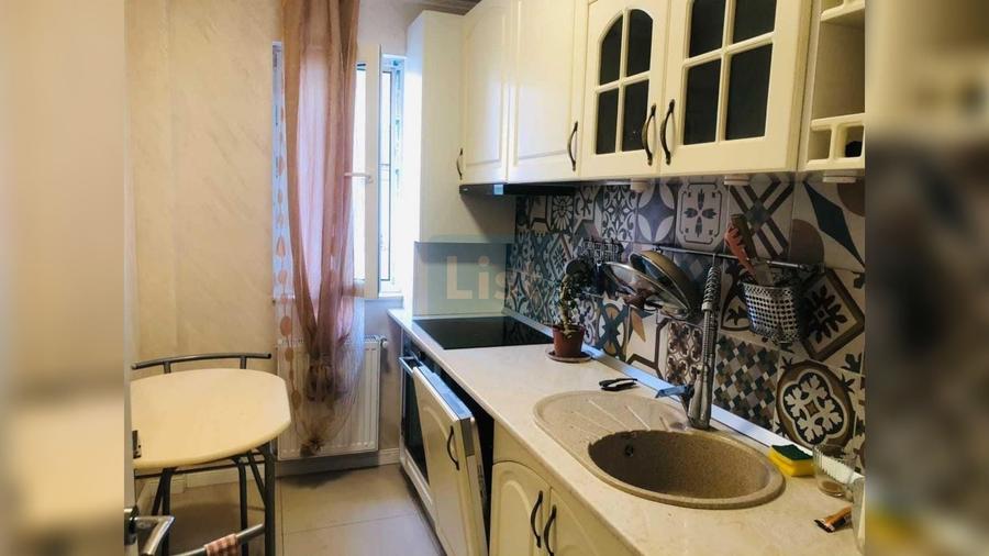 Apartament cu 2 camere semidecomandat în Dâmbul Rotund