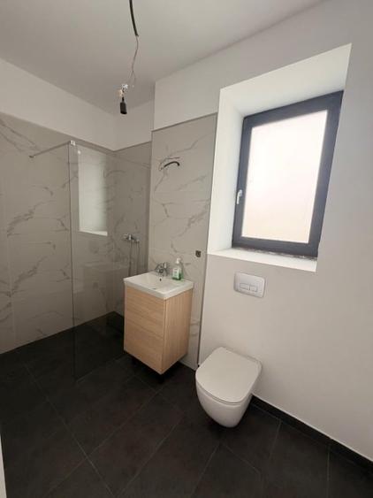 Casă finisată cu vedere la lac, 5 camere și teren de 526 mp – Corbeanca - 13