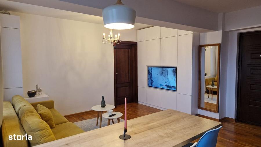 Apartament cu 3 camere în Central