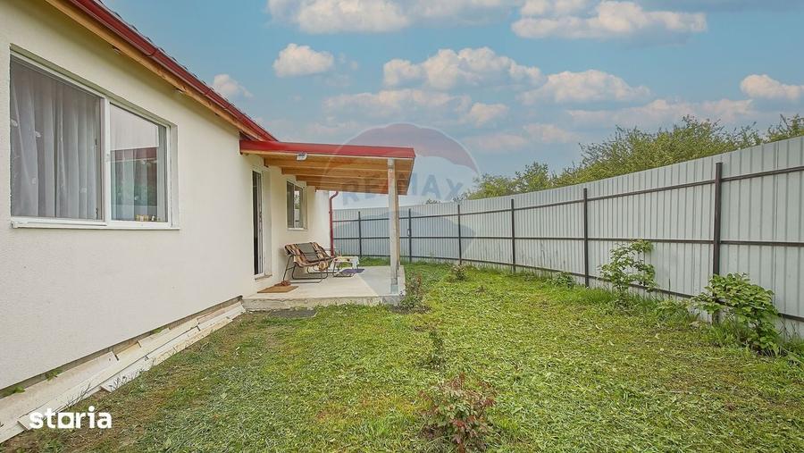 Casă cu 2 camere cu Teren 380 Mp în Hărman