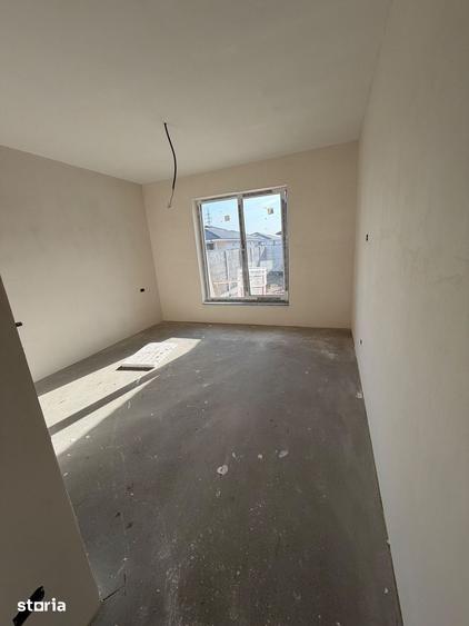 Casă cu 3 camere cu Teren 500 Mp în Central