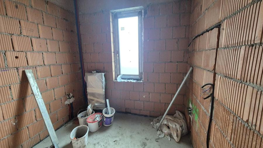 Casă individuală cu 5 camere cu Canalizare în Mogoșoaia