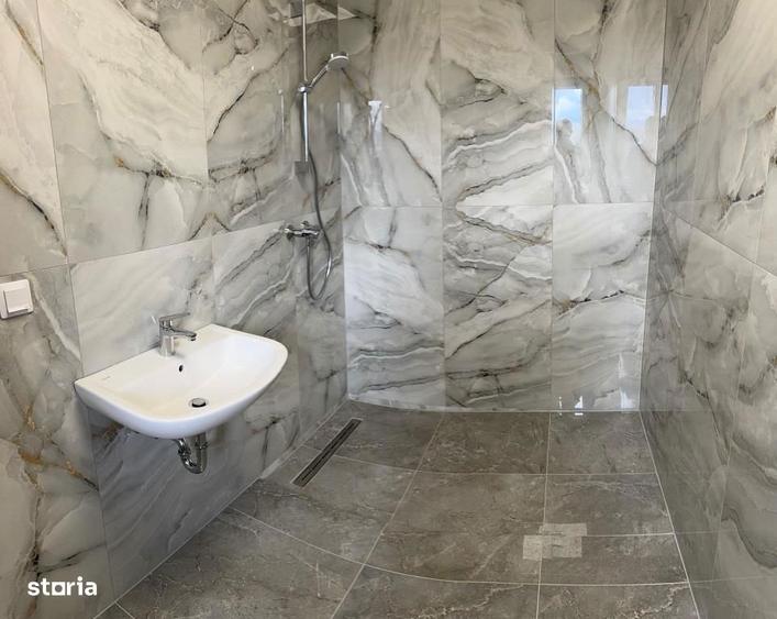 Spațiu comercial, de 1,260 mp, în Vest