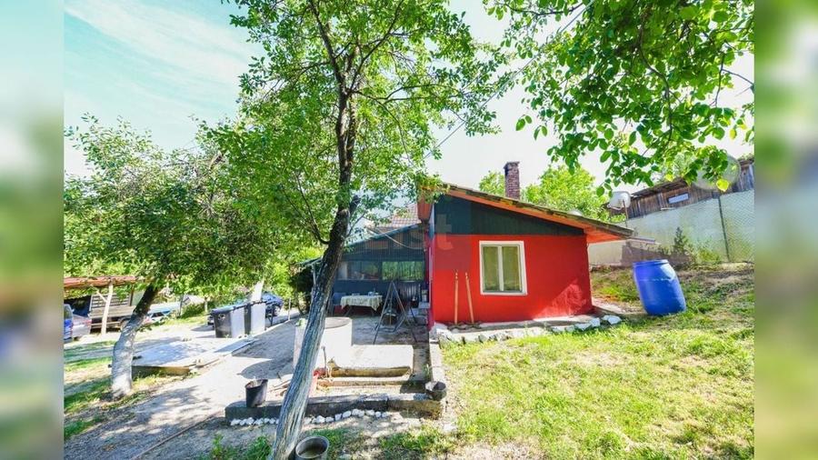 Casă cu 3 camere cu Teren 3245 Mp în Bădești