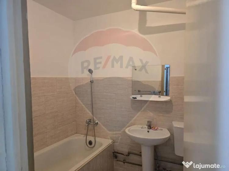 Garsonieră decomandată în Calea Severinului