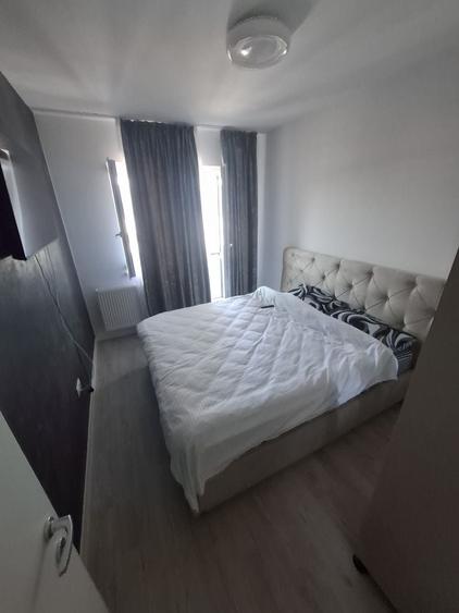 Proprietar inchiriez apartament cu doua camere militari rezident - 4
