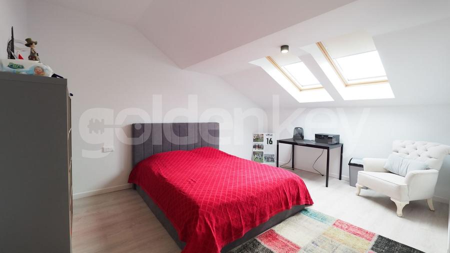Duplex cu 5 camere cu Canalizare în Pipera