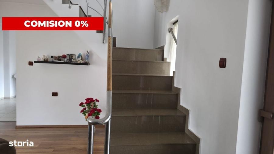 Casă cu 4 camere în Central